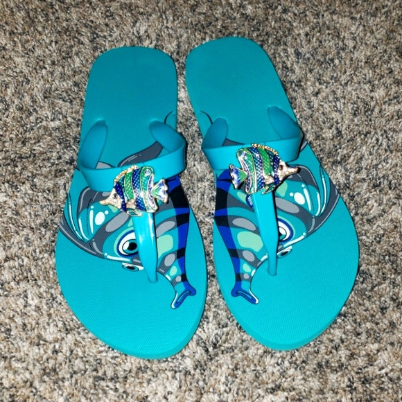 Aloha Island| Fish Embellished Sandals - Picture 1 of 5